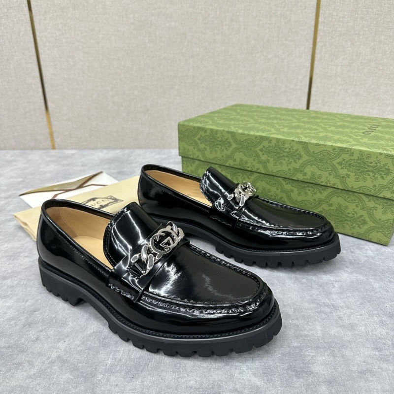 G*u*i leather shoes